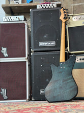 Load image into Gallery viewer, USED Hammerhead Elite 4 string