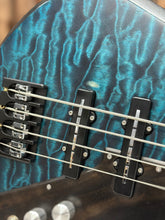 Load image into Gallery viewer, USED Hammerhead Elite 4 string