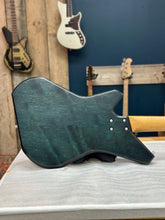 Load image into Gallery viewer, USED Hammerhead Elite 4 string