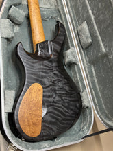 Load image into Gallery viewer, Pre owned Cobia 4 string (2017)