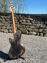 Load image into Gallery viewer, Mako Classic Short Scale 4 String