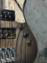 Load image into Gallery viewer, Mako Elite Thinline 4 string