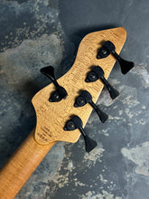 Load image into Gallery viewer, Mako Elite 5 String