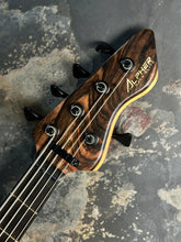 Load image into Gallery viewer, Mako Elite 5 String