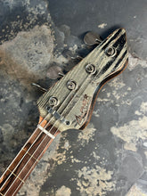 Load image into Gallery viewer, Mako Classic 4 String PJ