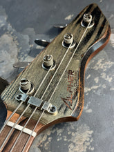 Load image into Gallery viewer, Mako Classic 4 String PJ
