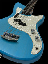 Load image into Gallery viewer, Mako Classic Short Scale 4 String