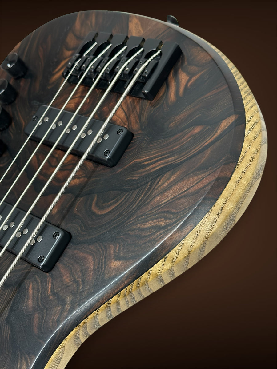 Mako Elite 5 String – Alpher Instruments