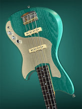 Load image into Gallery viewer, Mako Classic 4 String