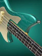 Load image into Gallery viewer, Mako Classic 4 String