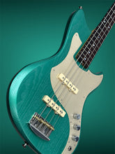 Load image into Gallery viewer, Mako Classic 4 String