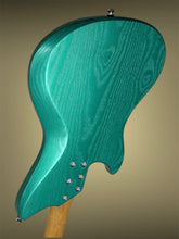 Load image into Gallery viewer, Mako Classic 4 String