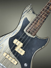 Load image into Gallery viewer, Mako Classic 4 String PJ