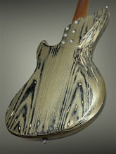 Load image into Gallery viewer, Mako Classic 4 String PJ